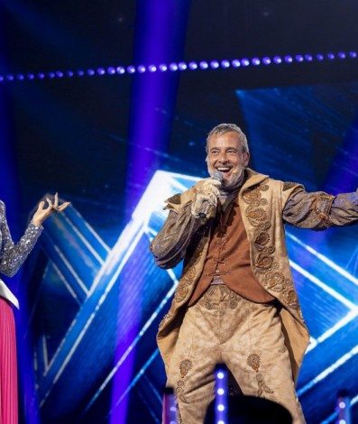 Alexandre Borges é desmascarado no 'The Masked Singer' e revela ser a Onça-Pintada - Globo/Kelly Fuzaro
