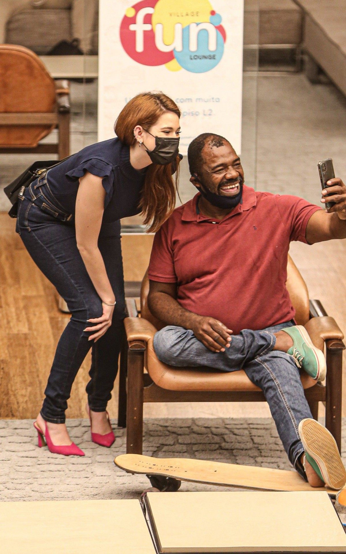 Ana Clara e Gleici passeiam em shopping da Barra da Tijuca, na Zona Oeste do Rio, na tarde desta quinta-feira