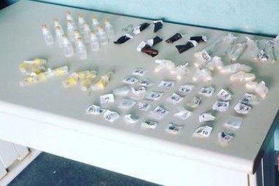 Dupla é presa com drogas em Volta Redonda