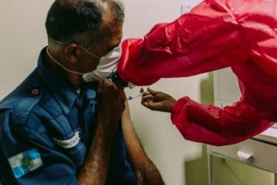 Prefeitura de Cabo Frio torna vacinação contra Covid-19 obrigatória para servidores