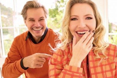 Edson Celulari anuncia gravidez da esposa: 'Alegria'