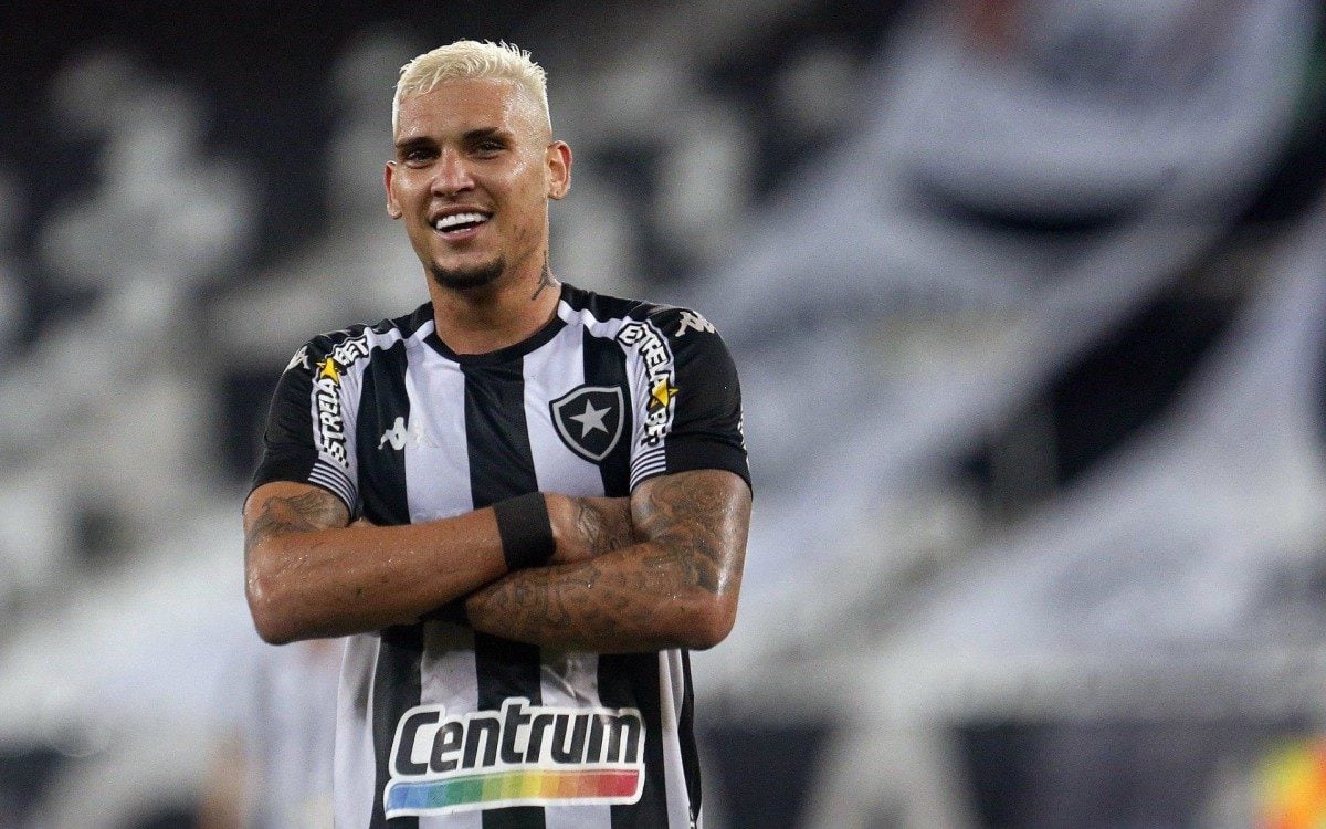 Rafael Navarro &eacute; artilheiro do Botafogo na S&eacute;rie B - Foto: Vitor Silva/Botafogo