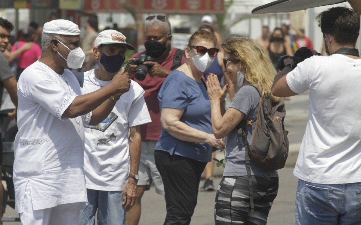 Caminhada em defesa da liberdade Religiosa em Copacabana neste Domingo (19). - Marcos Porto/Agencia O Dia