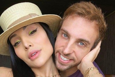 Léo Lins fala sobre beijo de Aline Mineiro em Medrado: 'Tá liberado'