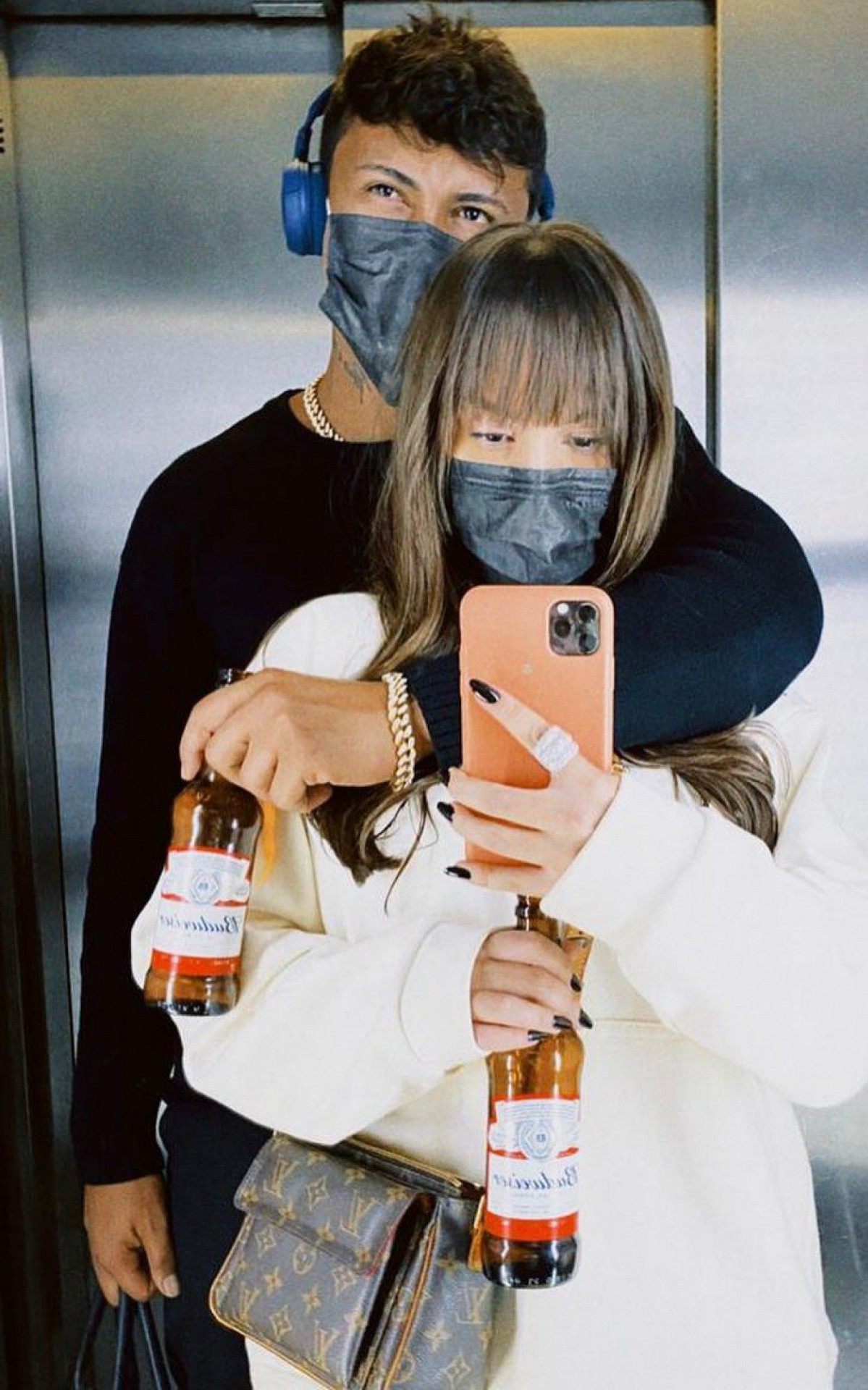 Xam&atilde; e Tha&iacute;s