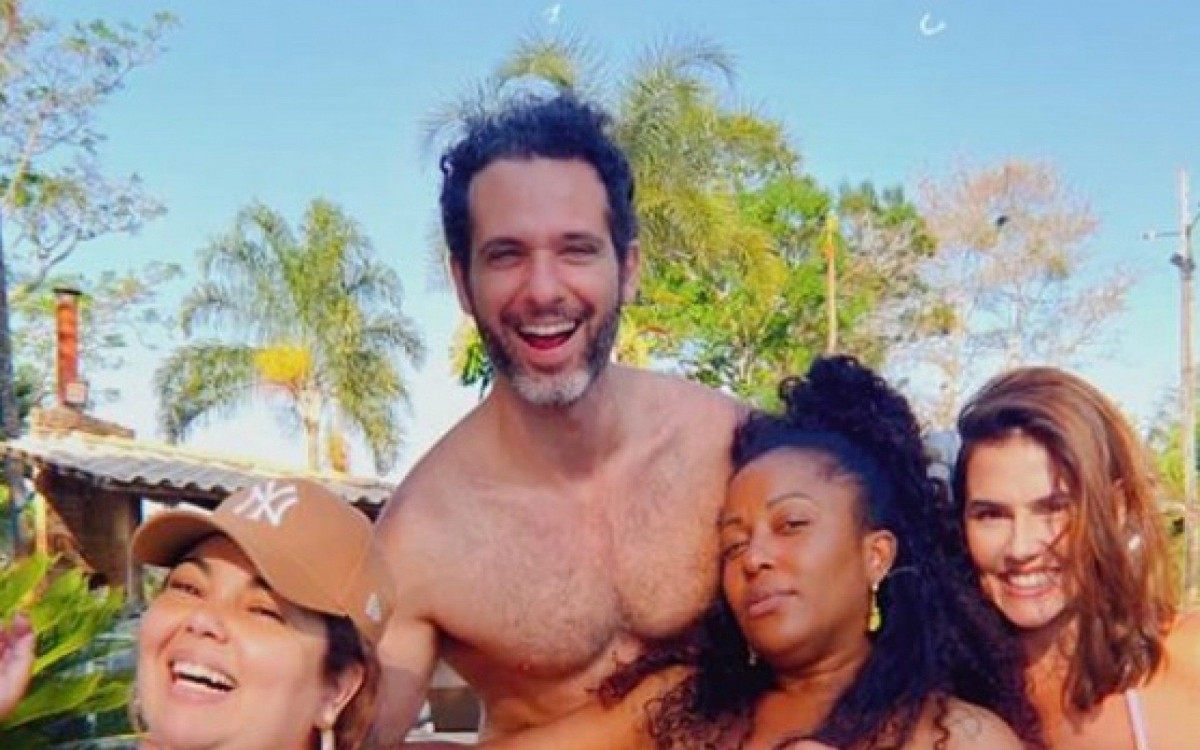 Deborah Secco, Fabiana Karla, Tia Má e Mouhamed Harfouch