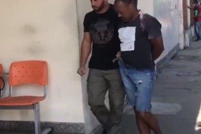 Homem foragido por feminicídio no Maranhão é preso no Complexo Alemão em encontro amoroso