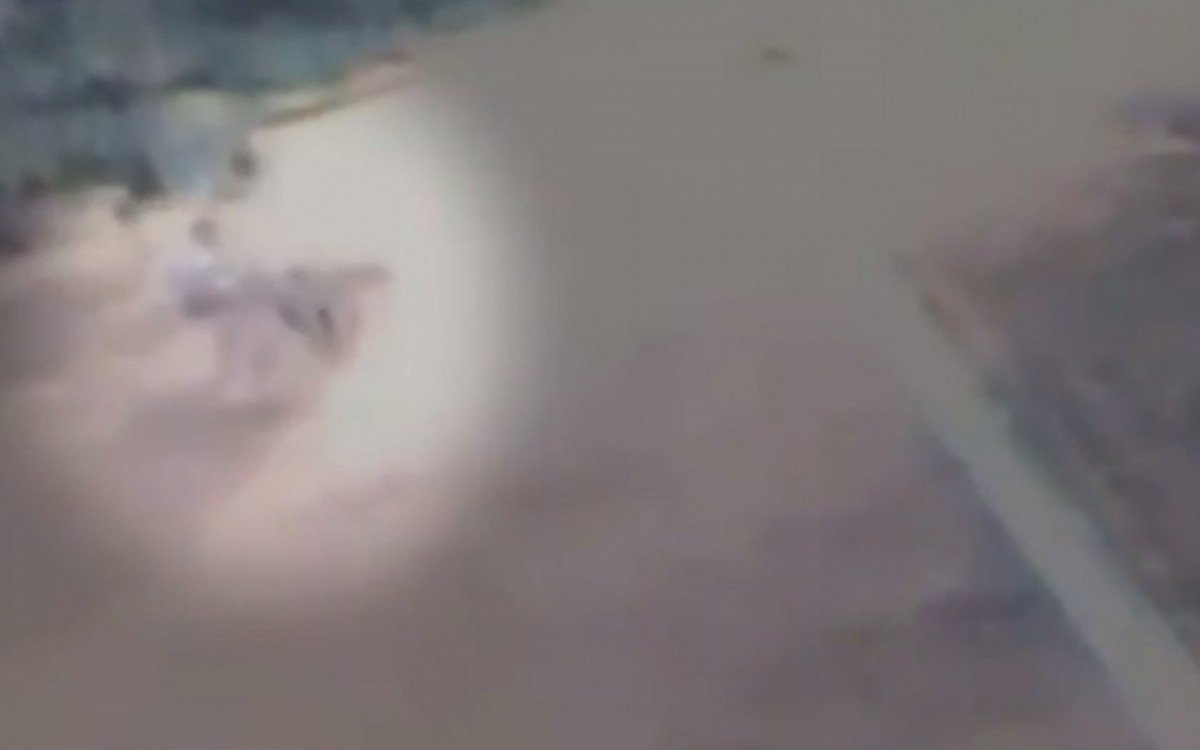 Imagens obtidas pela Polícia Civil mostram último momentos de manicure gravida encontrada morta na linha do trem  - Reprodução
