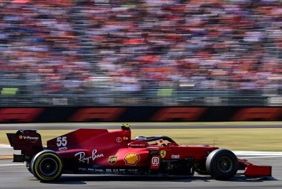 Piloto da Ferrari diz que não ficaria feliz 'sendo um Barrichello'