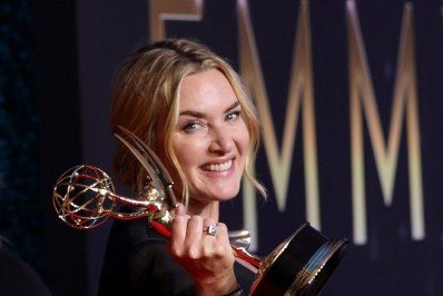 Veja fotos dos famosos no Emmy Awards