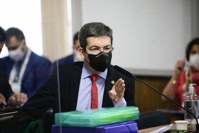 Queiroga será 'inevitavelmente' indiciado pela CPI da Covid, diz Randolfe