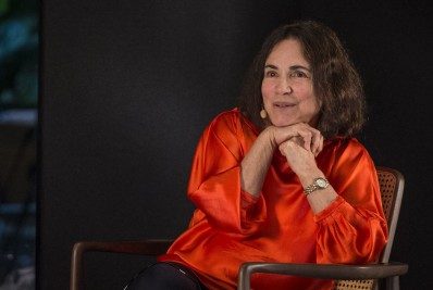 'É importante conhecer a nossa história', diz Regina Duarte sobre documentário que narra a história de Bolsonaro