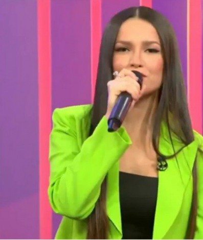 Juliette usa autotune ao vivo no 'TVZ', do Multishow - Reprodução