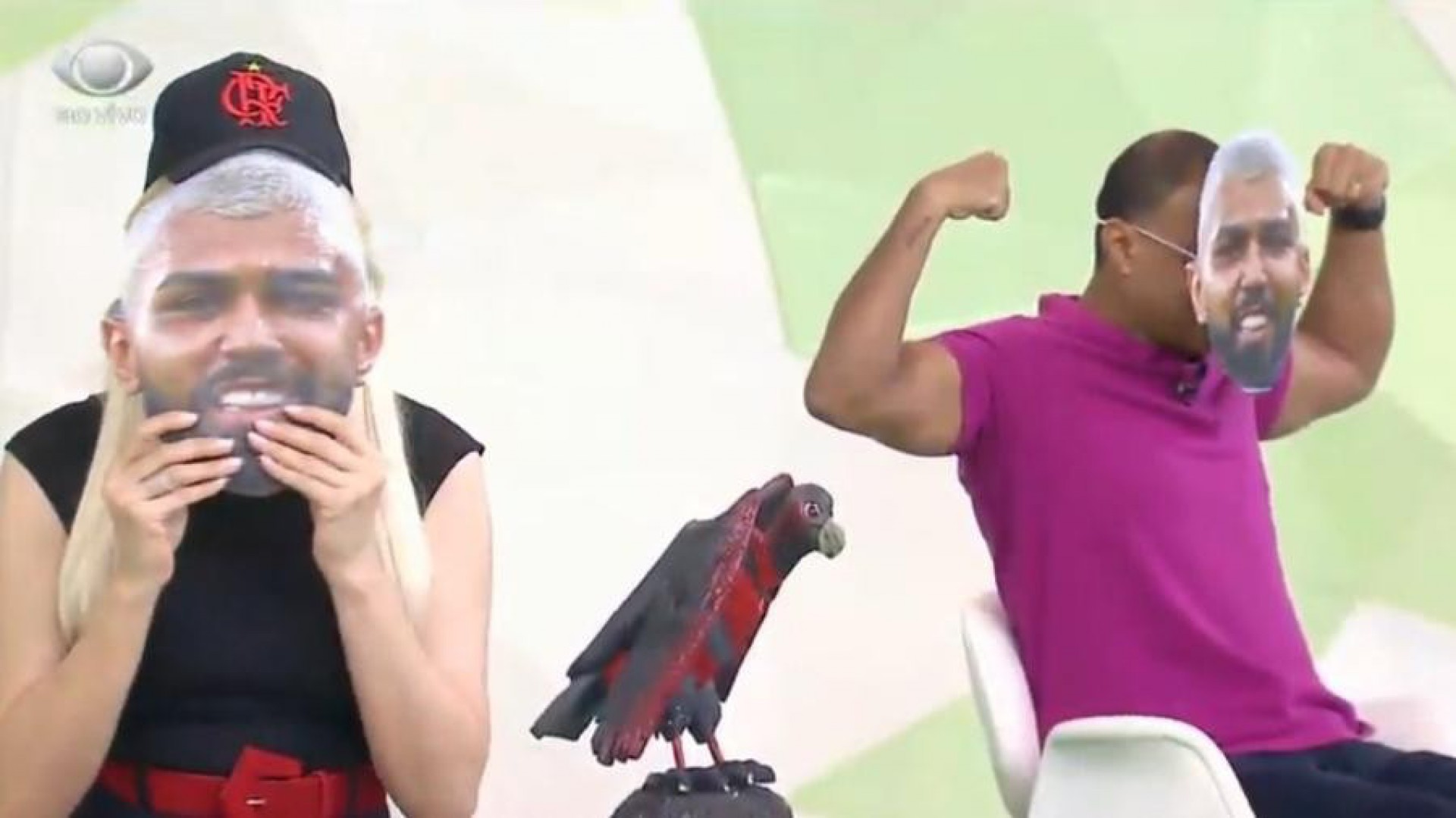 Apresentadora Renata Fan comenta ausência do colega no programa  - Reprodução