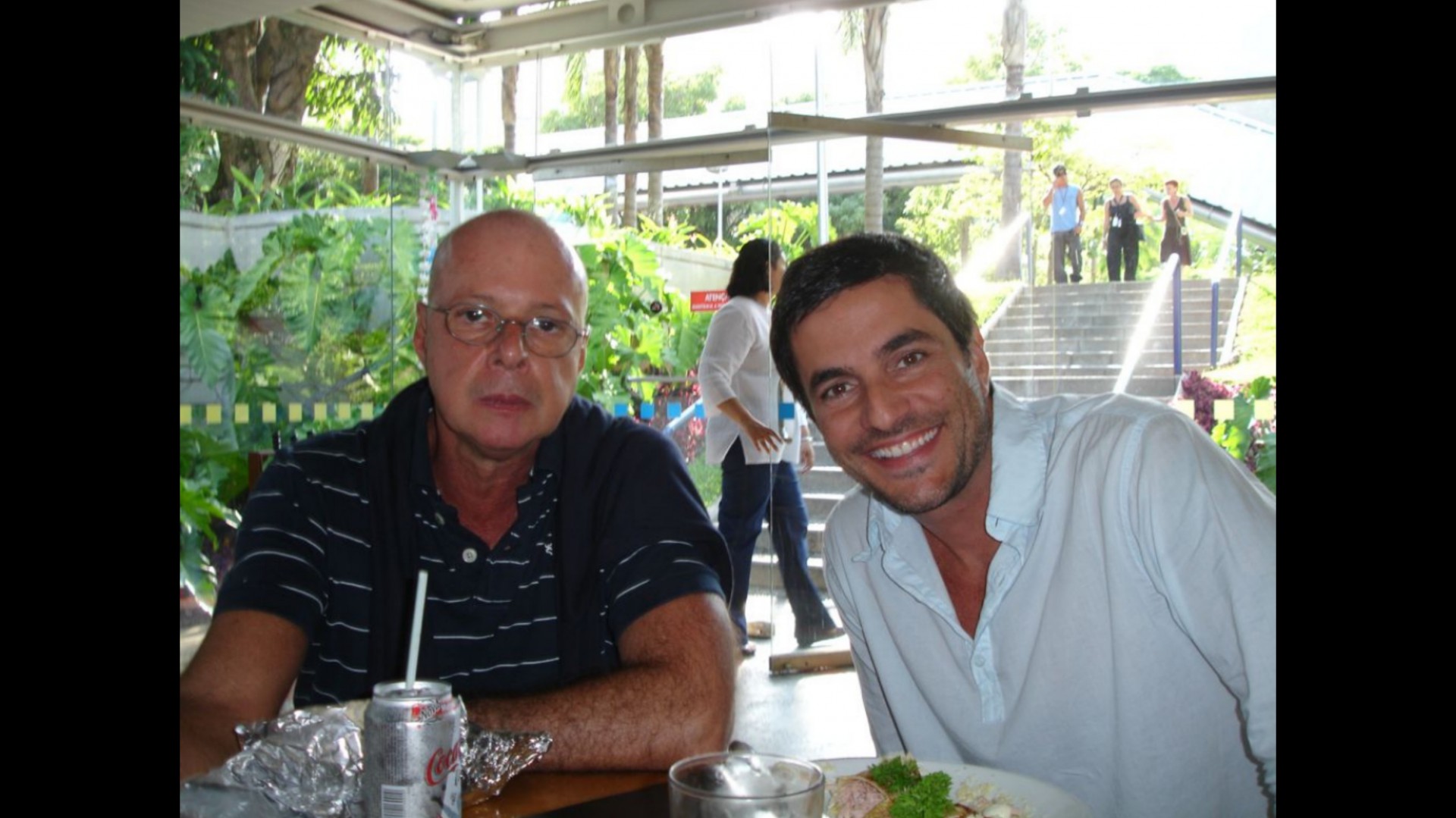Gilberto Braga e o ator Rodrigo Veronese: encontro para conversar sobre  o personagem Lucas, de 'Paraíso Tropical'  -  arquivo pessoal