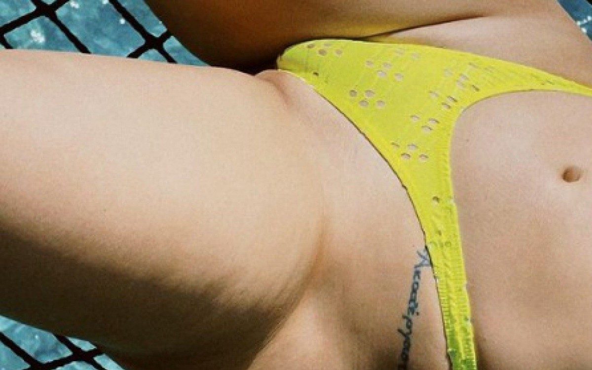 Cleo sensualiza nas Ilhas Maldivas: '&Acirc;ngulos'