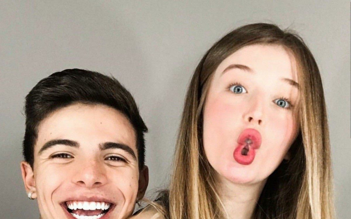 Suposto envolvimento entre Duda Reis e Jo&atilde;o Guilherme fez Thomaz Costa se pronunciar na web