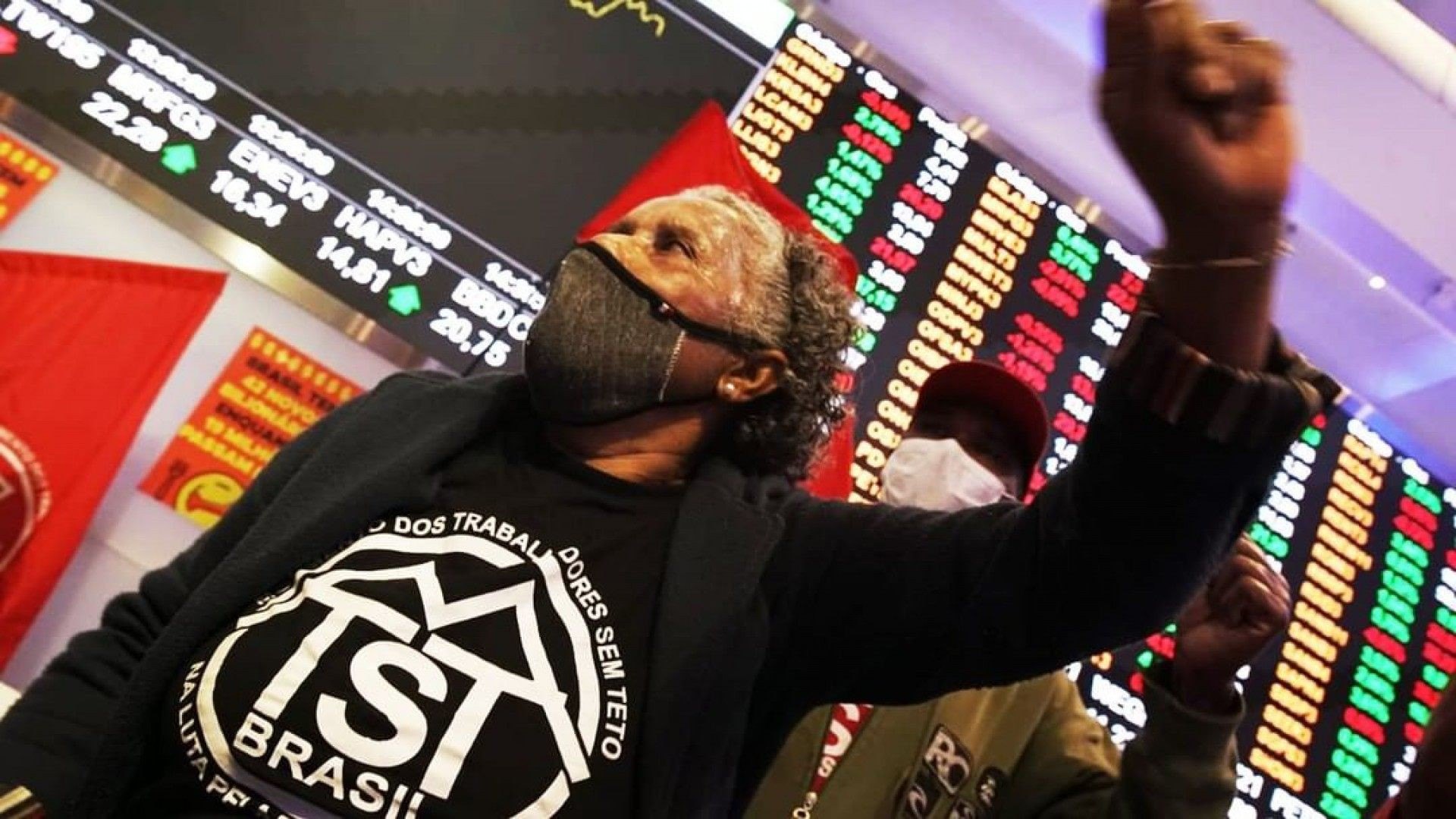 MTST invade Bolsa de Valores para protestar contra fome e inflação alta - Reprodução Instagram