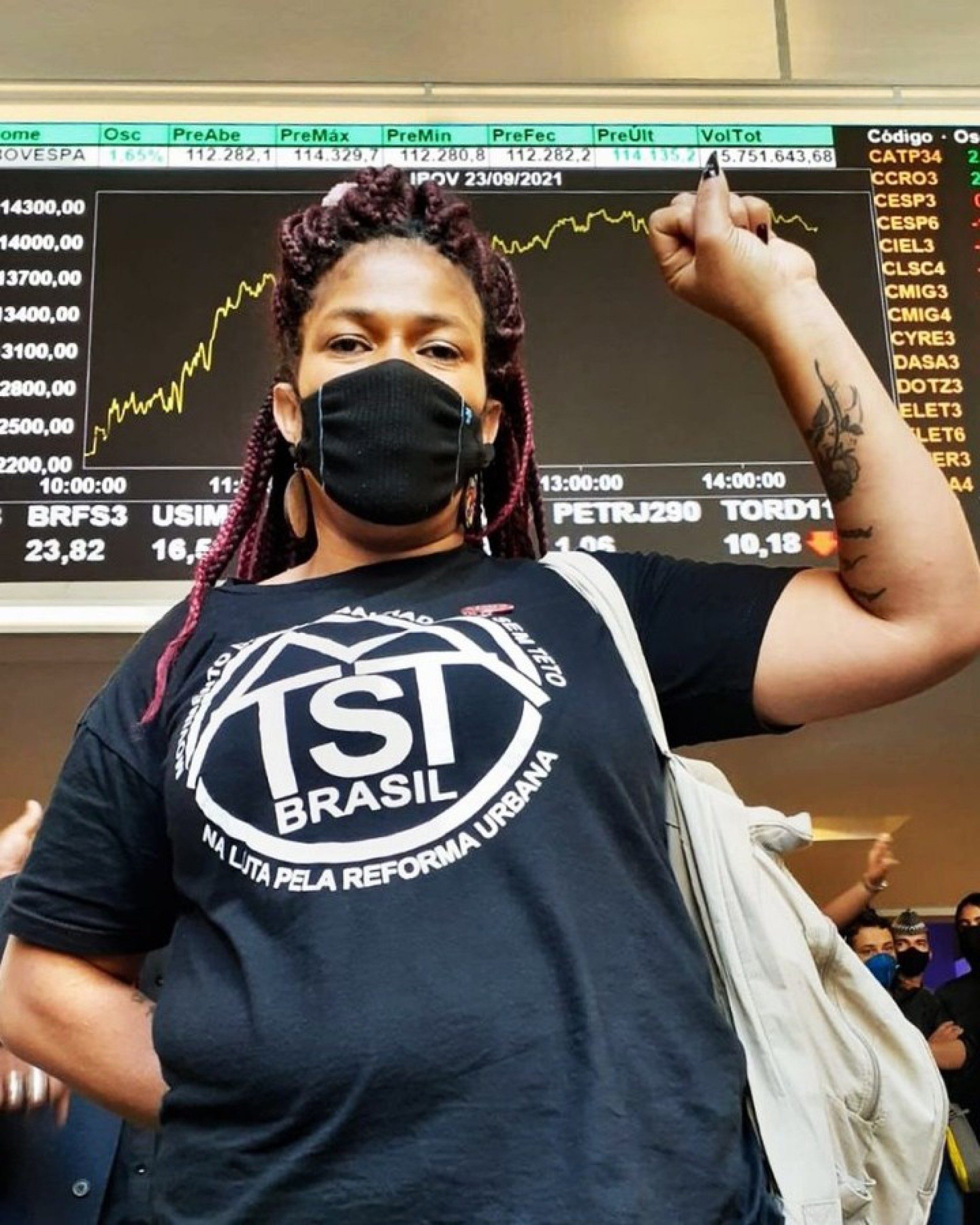 MTST invade Bolsa de Valores para protestar contra fome e inflação alta - Reprodução Instagram
