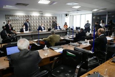 CPI da Covid: fluxograma aponta e vincula atuação da Precisa a Flávio Bolsonaro