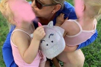 Médica é presa por assassinar as três filhas a facadas