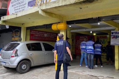 Lojas de autopeças e oficinas que instalam kits de GNV são interditadas pelo Procon-RJ
