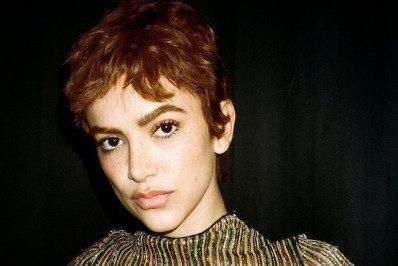 Manu Gavassi cresce 168% no streaming com lançamento de 'Sub.ver.si.va'