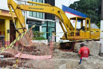 Magé realiza obras para controlar alagamentos