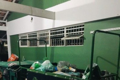 Denúncia aponta que Horto Municipal de Cabo Frio virou ponto de descarte de materiais reciclados