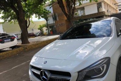 Empresário é feito refém durante fuga de assaltantes em Campos