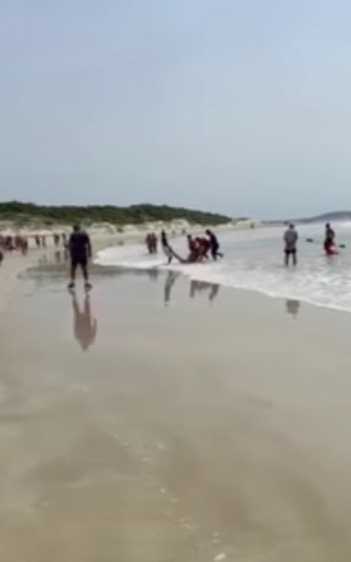 Tr&ecirc;s homens morrem afogados na Praia das Conchas, em Cabo Frio