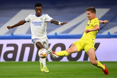 Real Madrid empata com o Villarreal e desperdiça chance de disparar no Espanhol