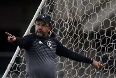 Chance do Botafogo subir para a Série A chega a 86%