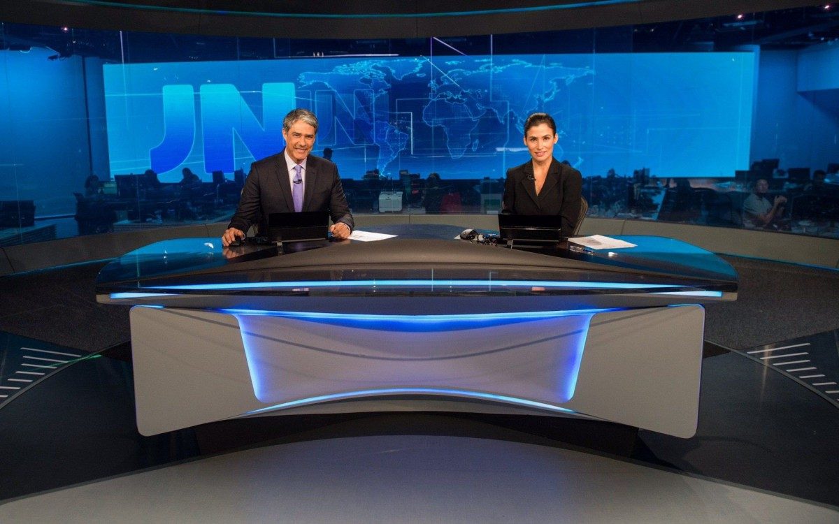 William Bonner e Renata Vasconcellos são os apresentadores do 'Jornal Nacional', que foi indicado ao Emmy Internacional 2021 na categoria 'Notícias' - Globo/João Cotta