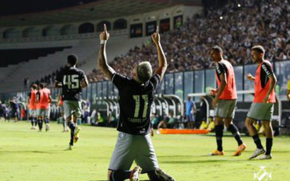 O Vasco vence o Goi&aacute;s por 2 a 0 em nosso Caldeir&atilde;o. 
