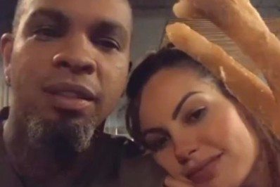 Vídeo: Rodriguinho assume namoro com modelo