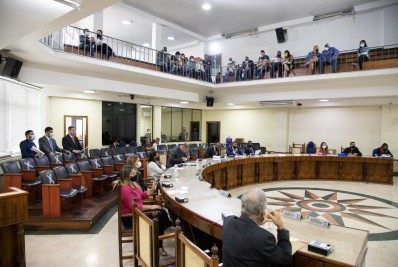 Vereadores aprovam projetos de lei para saúde e meio ambiente