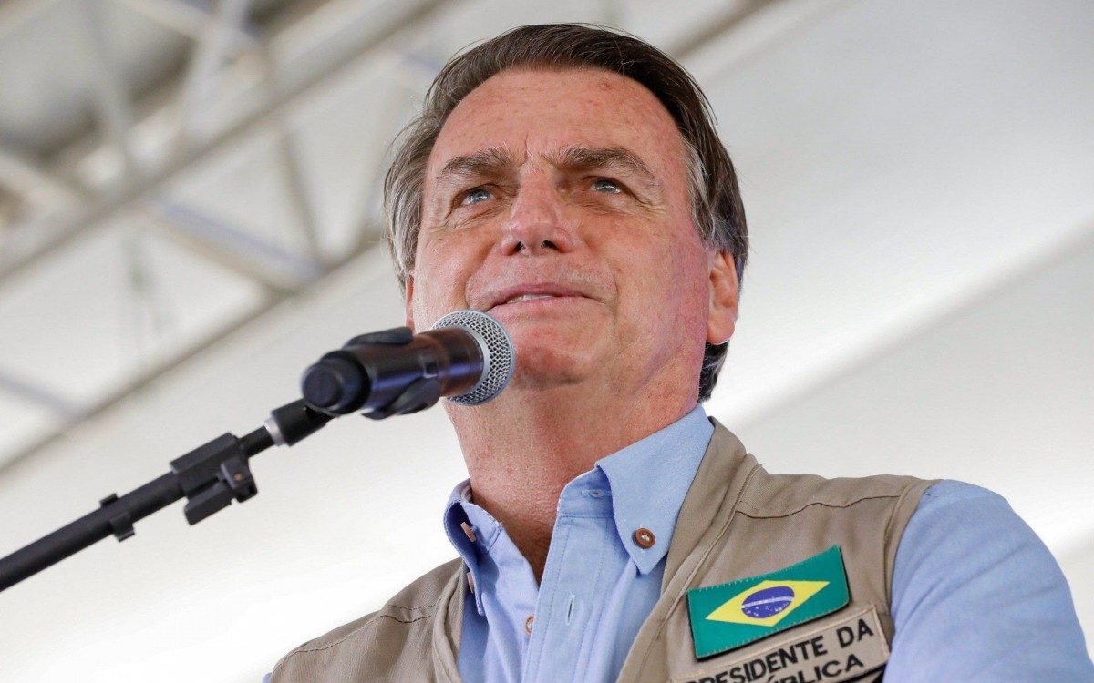 Jair Bolsonaro em evento no estado de Alagoas ao lado de Fernando Collor  - Alan Santos