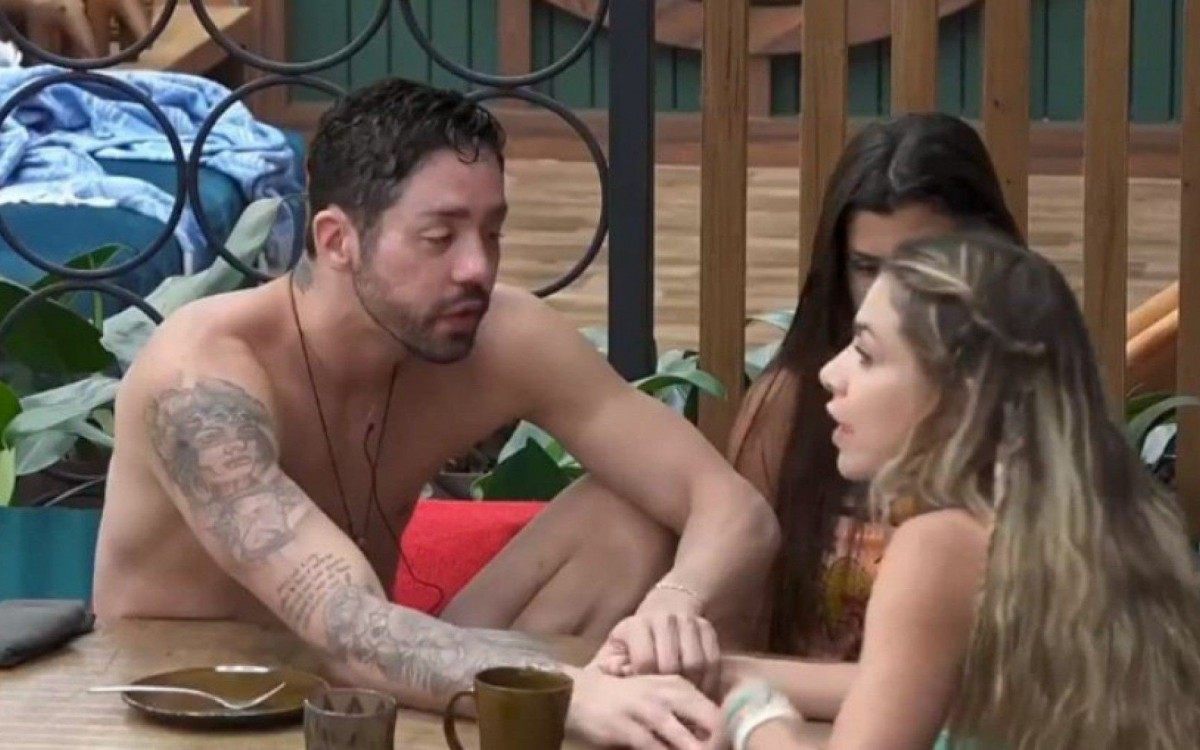 Erika Schneider critica Dayane sobre expuls&atilde;o de Nego do Borel
