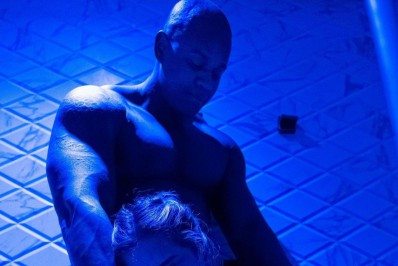 Fotos: Lore Improta mostra imagens de seu parto humanizado 