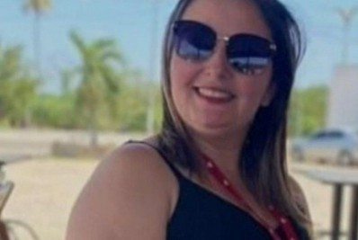 Polícia prende suspeita de mandar matar o namorado que mantinha trisal com a própria filha