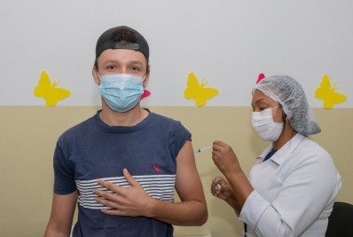 Porto Real inicia vacinação dos adolescentes com 13 anos