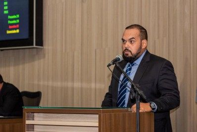 Vereador Marquinho Bacellar cobra celeridade em processos de violência contra a mulher em Campos