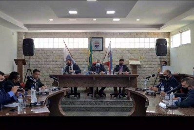 Guapimirim: Contas de 2019 do ex-prefeito Zelito Tringuelê são reprovadas