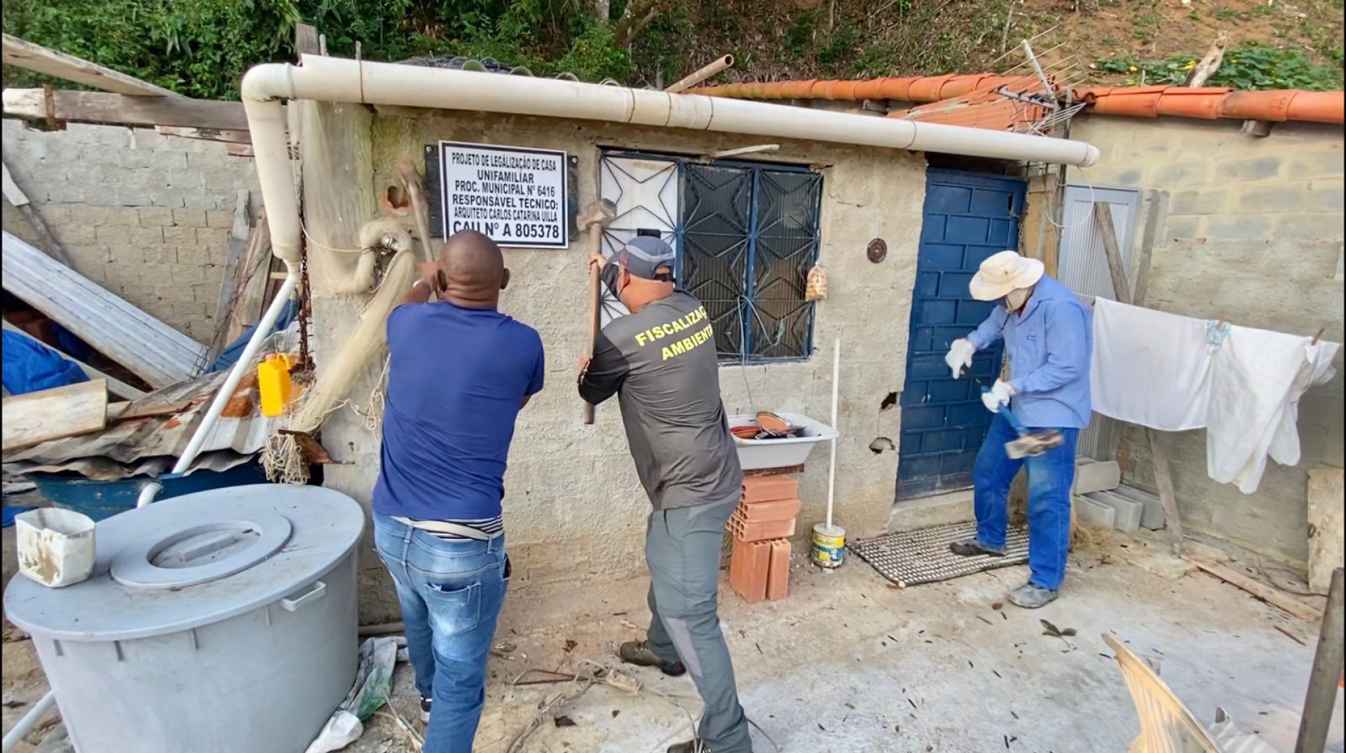 Prefeitura de Mangaratiba inicia operação para demolir construções irregulares em áreas de proteção ambiental - DivulgaçãoDivulgação