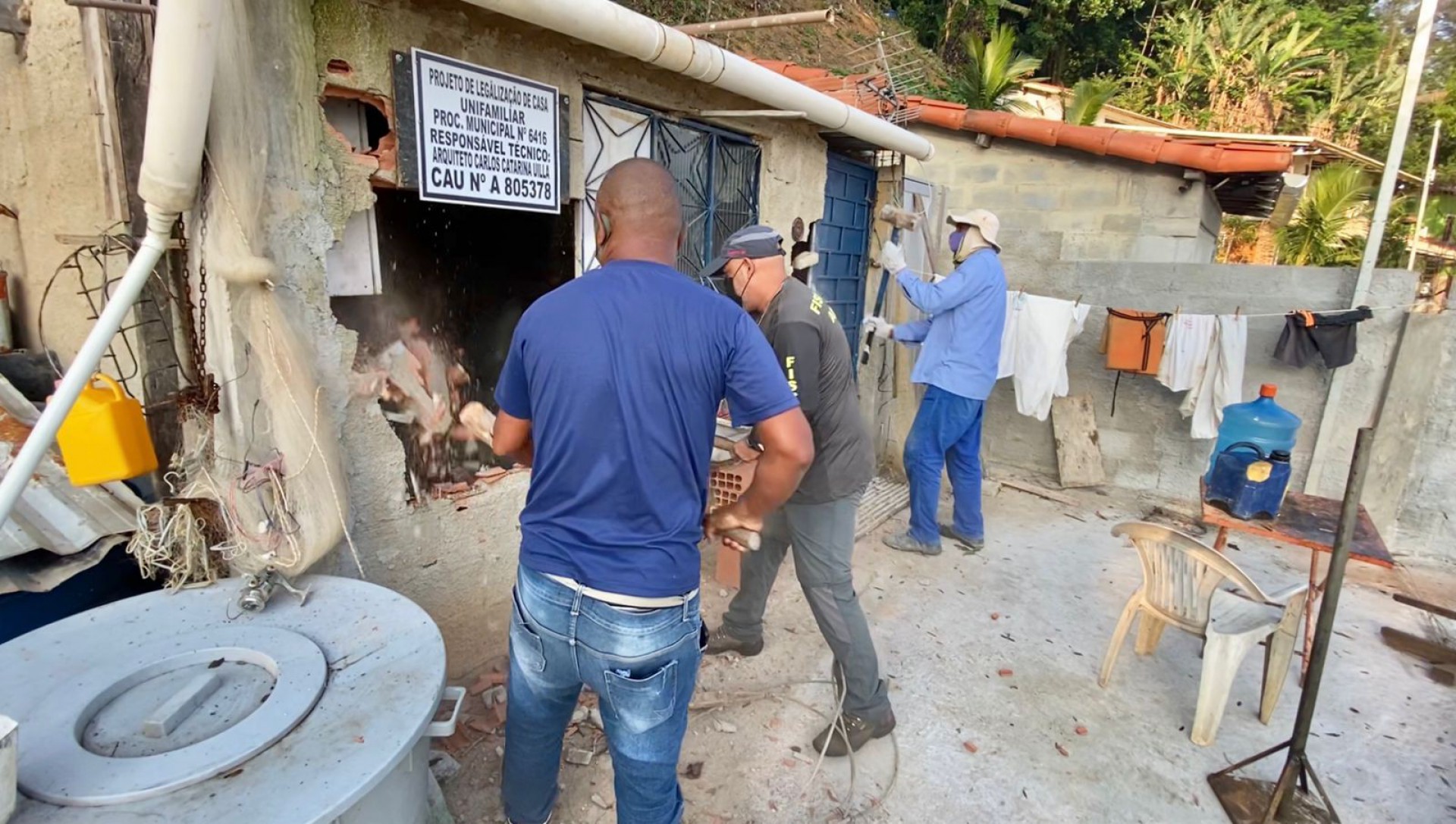 Prefeitura de Mangaratiba inicia operação para demolir construções irregulares em áreas de proteção ambiental - Divulgação