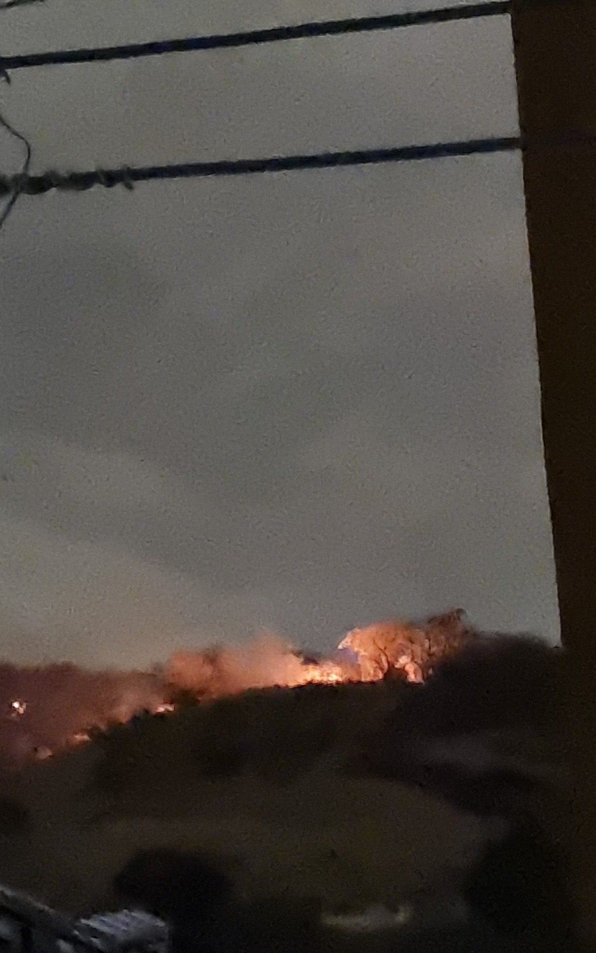 Fogo foi controlado e n&atilde;o houve feridos