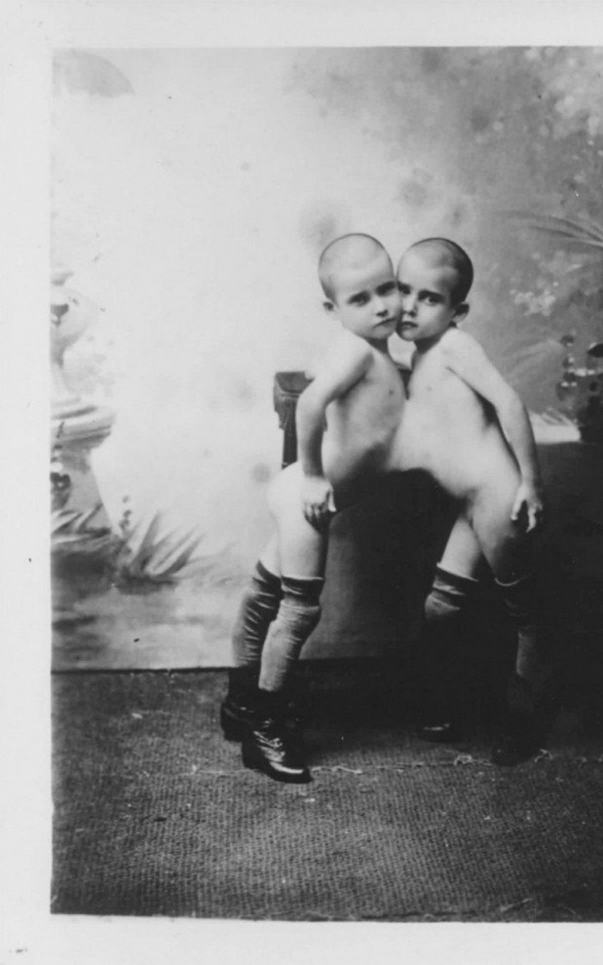 As g&ecirc;meas Maria e Rosalina