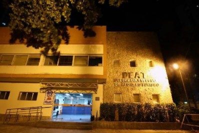 Polícia prende entregador de comida suspeito de estuprar turista francesa