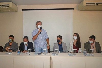 Prefeito de Búzios participa da abertura do evento 